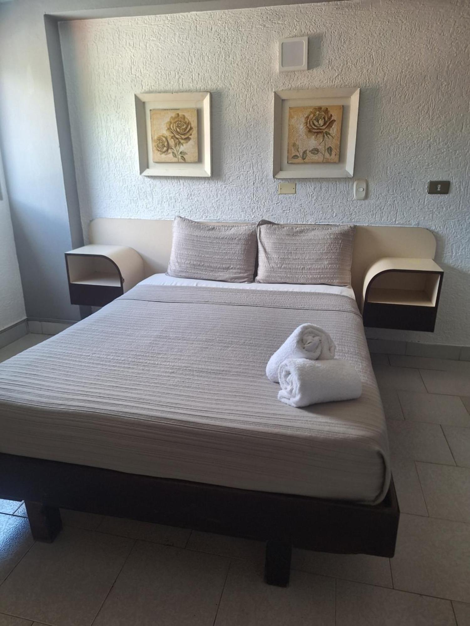 Hotel Jupiter El Morro de Barcelona ภายนอก รูปภาพ