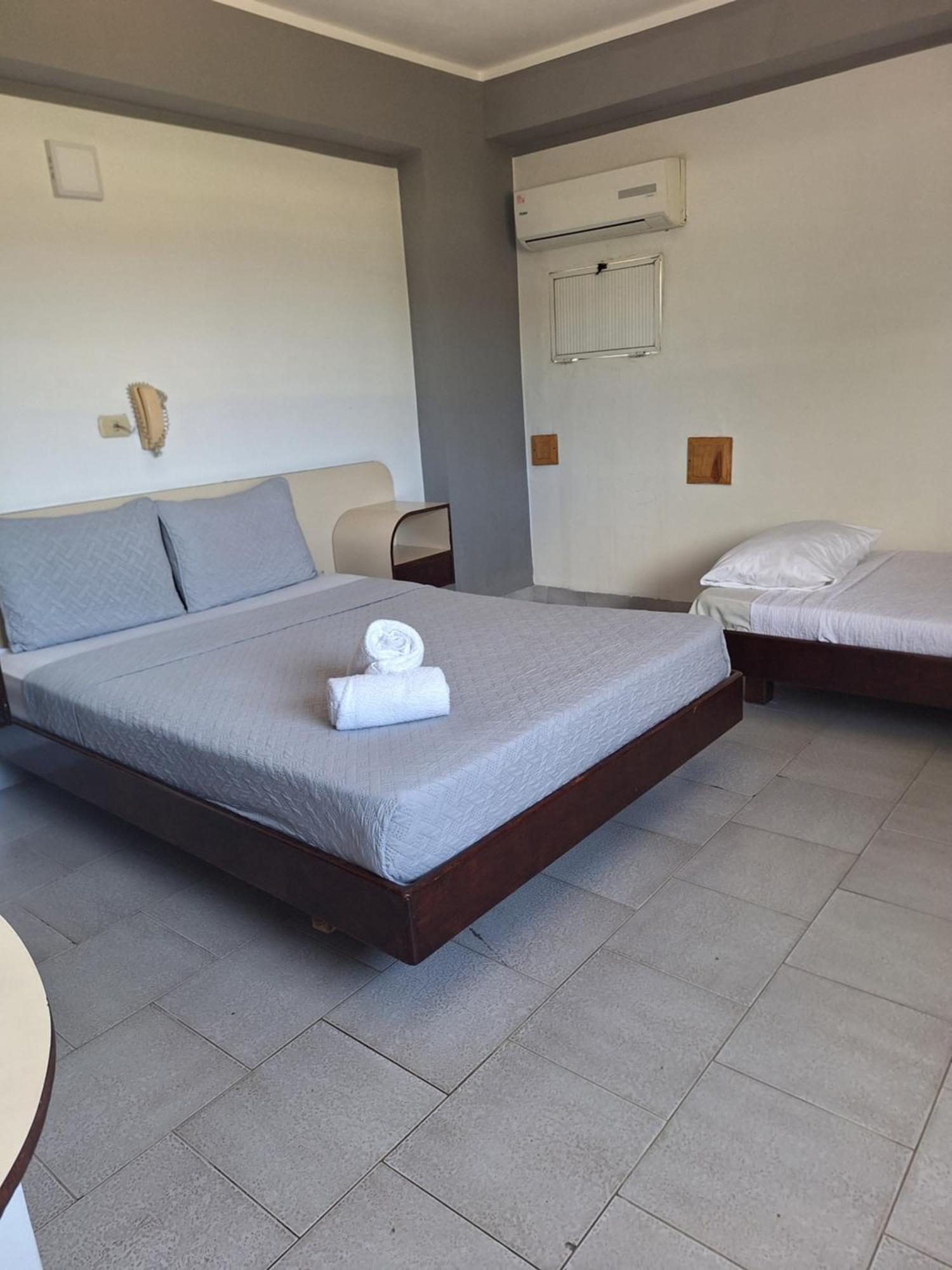 Hotel Jupiter El Morro de Barcelona ภายนอก รูปภาพ